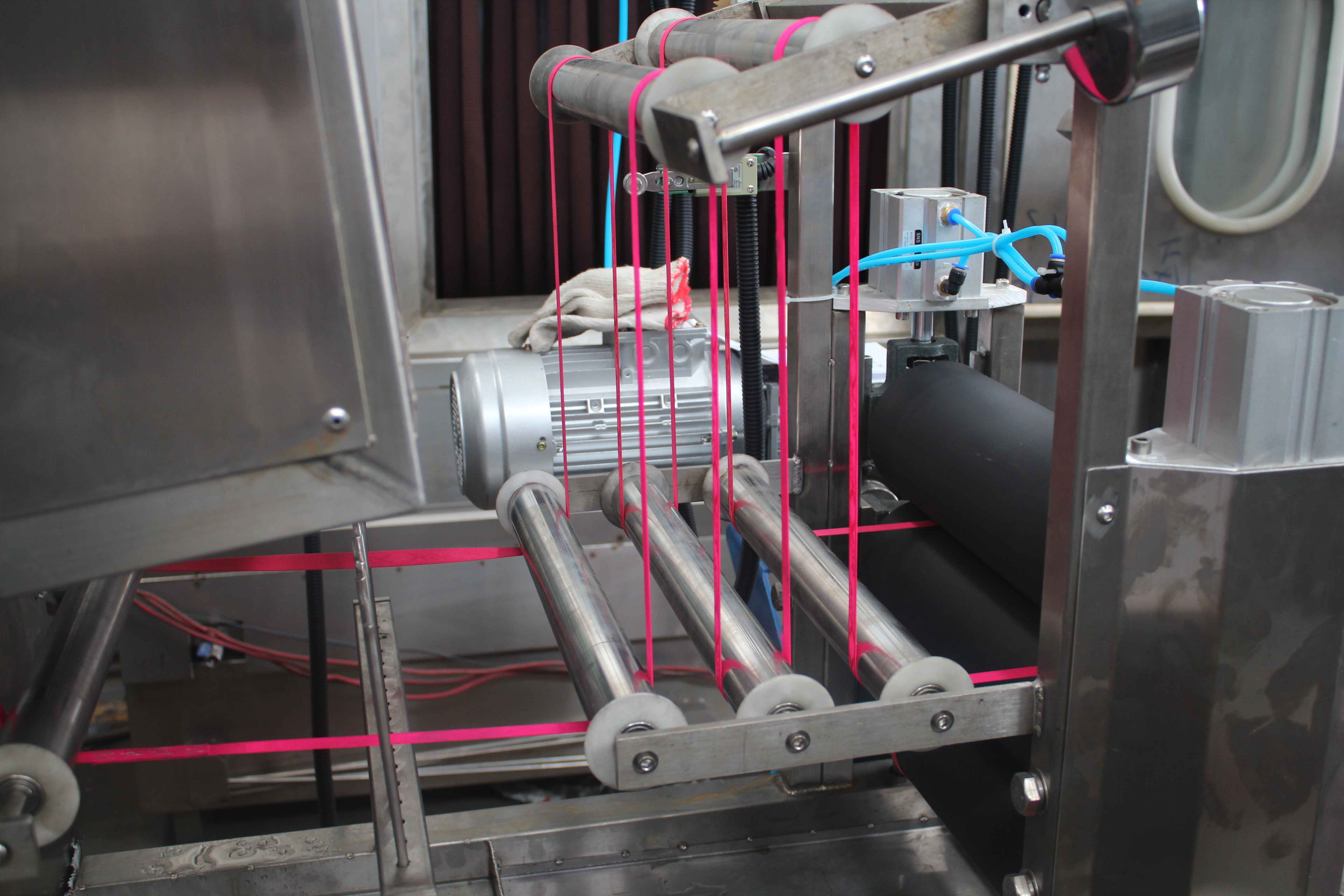 Dyeing process für bedrucktes Geschenkband