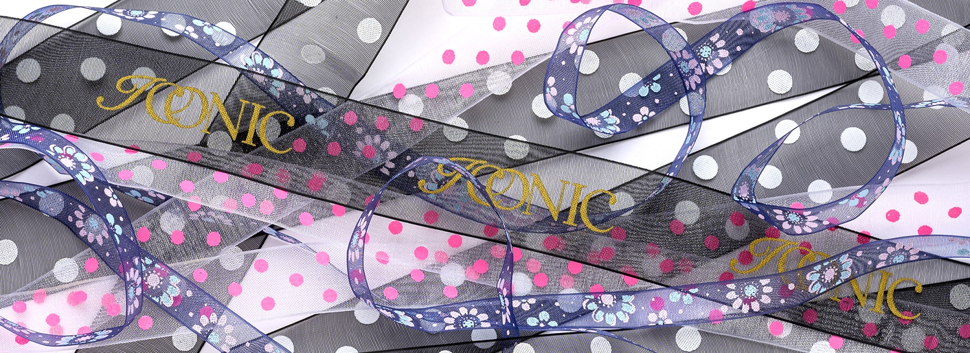 Wunderschönes transparentes Organzaband mit subtiler Transparenz